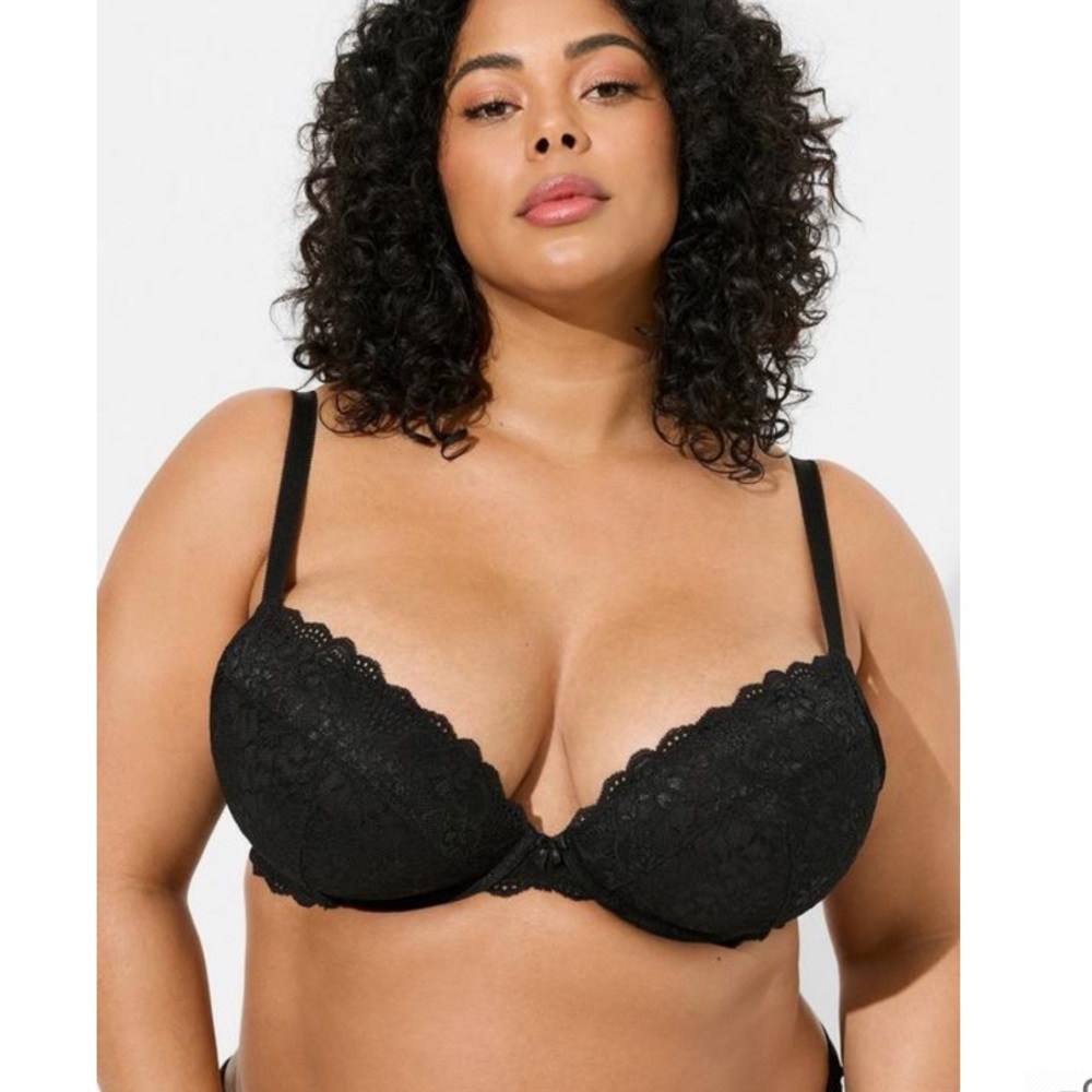 Torrid Plunge Push-Up Lace Straight Back Bra, sz 44D NWT